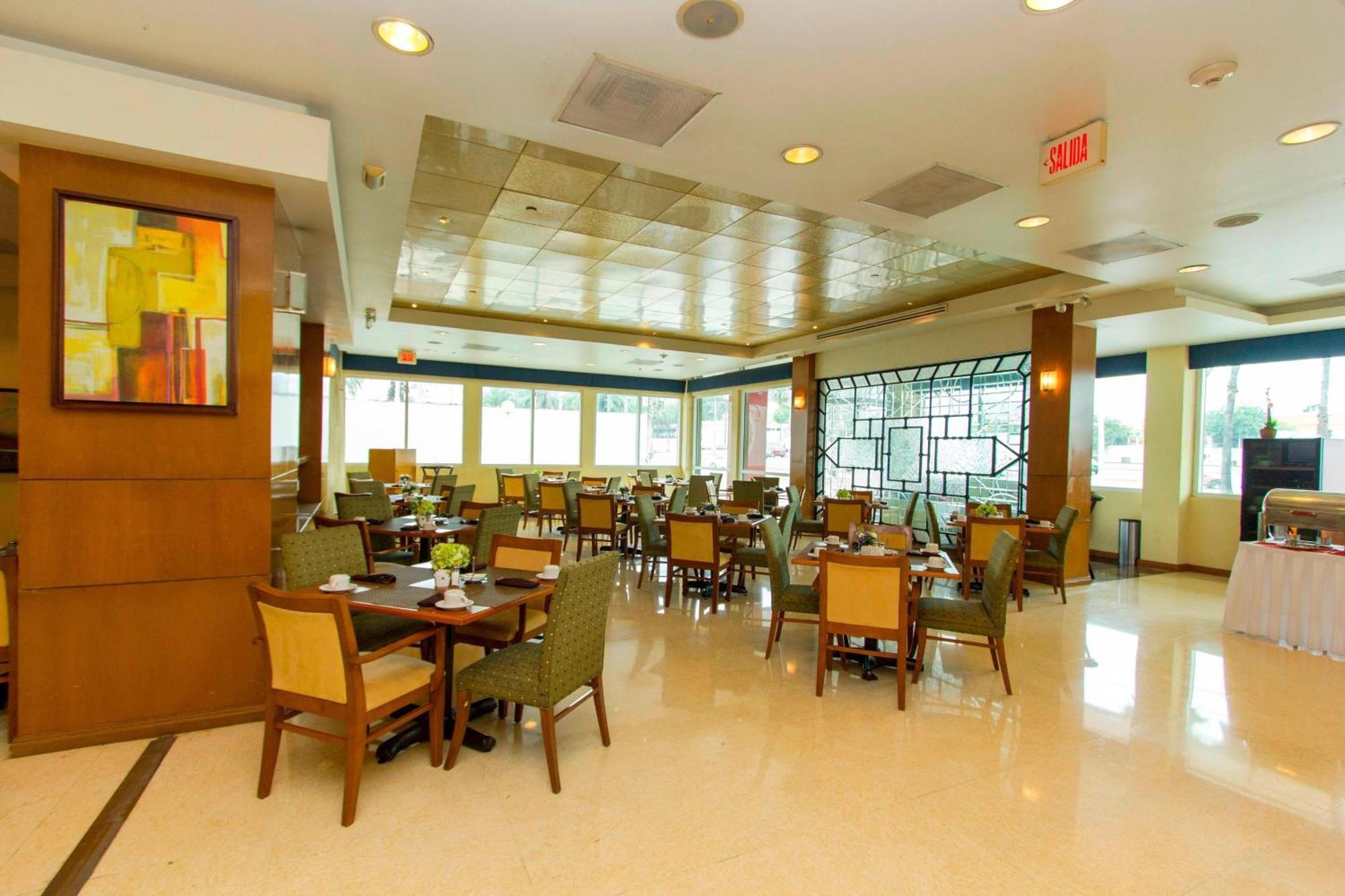 מלון Courtyard Monterrey San Jeronimo מראה חיצוני תמונה
